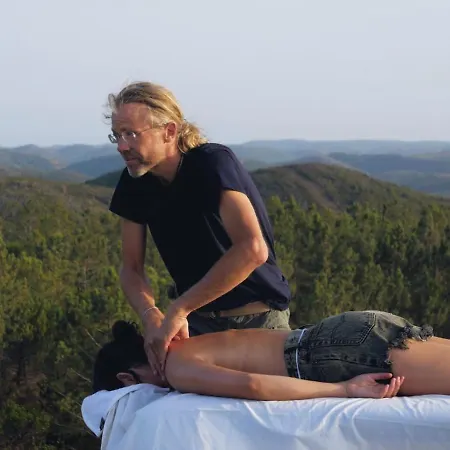 Russo Surf - Vale Figueiras 알제주르