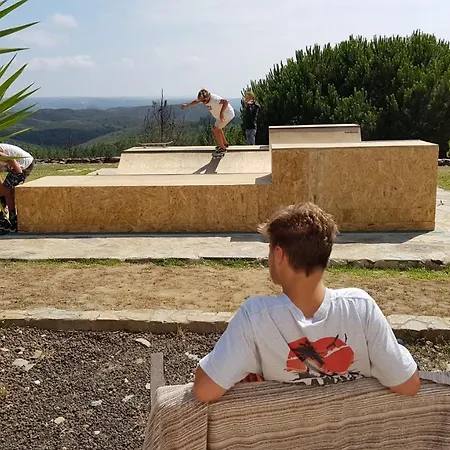 Semesteranläggning (resort) Russo Surf - Vale Figueiras